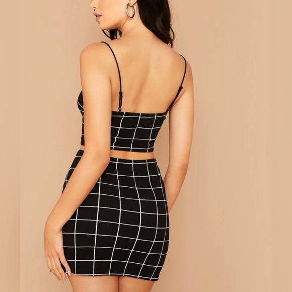 Cami Top & Mini Skirt Set - Picture 3 of 7